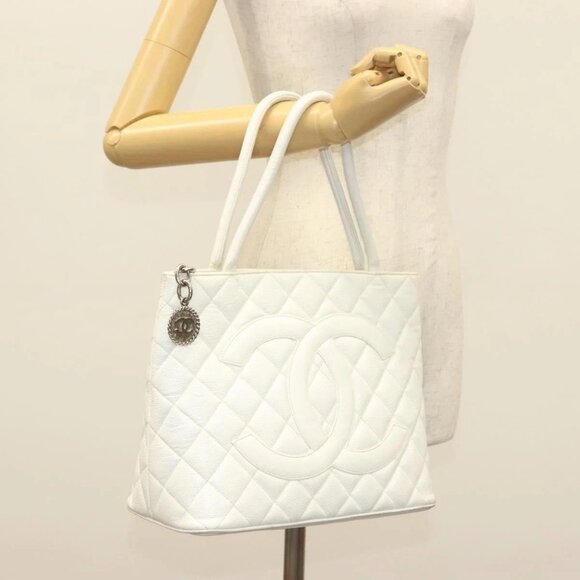 CHANEL Matelasse Reprint Tote Bag Grained Calf Skin White - Picture 1 of 15